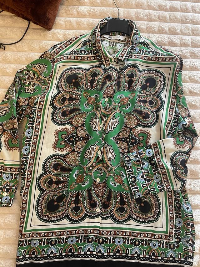 Camisa Zara Estampada Multicolor Talla L