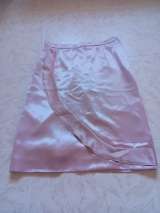 Conjunto fiesta falda midi y corpiño rosa