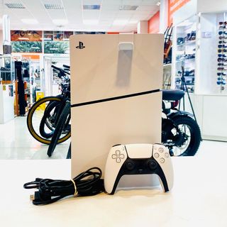 CONSOLA SONY PS5 SLIM ESTANDAR CON MANDO Y CABLES