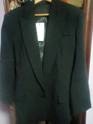 Americana Zara de hombre a estrenar.