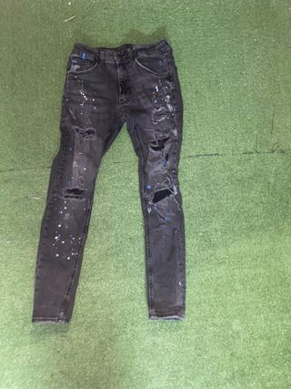 Pantalones Bershka negros con pintura