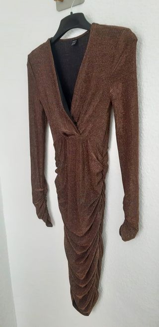 Vestido fruncido nuevo sin estrenar. Es SUPER elás