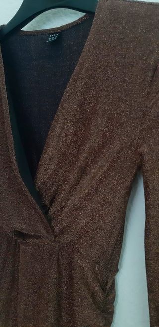 Vestido fruncido nuevo sin estrenar. Es SUPER elás