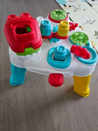 Mesa Actividades Bebé Clementoni