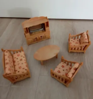 Muebles Sylvanian Families salón y cocina