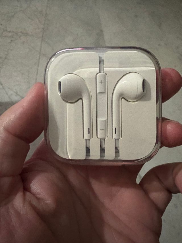 Auriculares iPhone Apple Blancos Nuevos Sin Usar