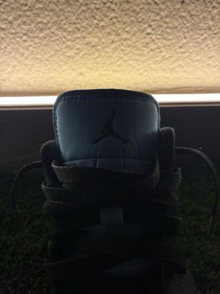 Zapatillas Jordan 1 Low Negras y Azules