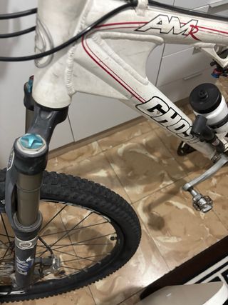 Bicicleta de Montaña Blanca GHOST