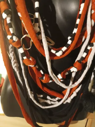 COLLAR ESTILO PETRAL TEXTIL