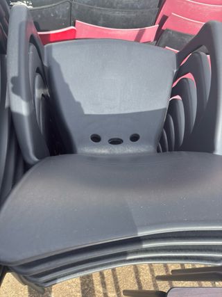 Sillas de plástico apilables Cruzcampo