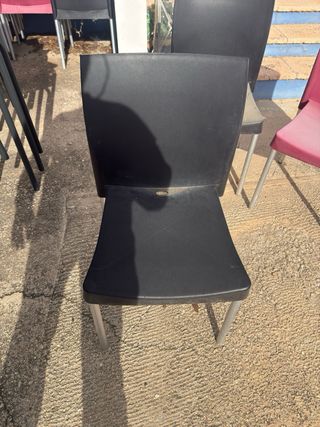 Sillas de plástico apilables Cruzcampo