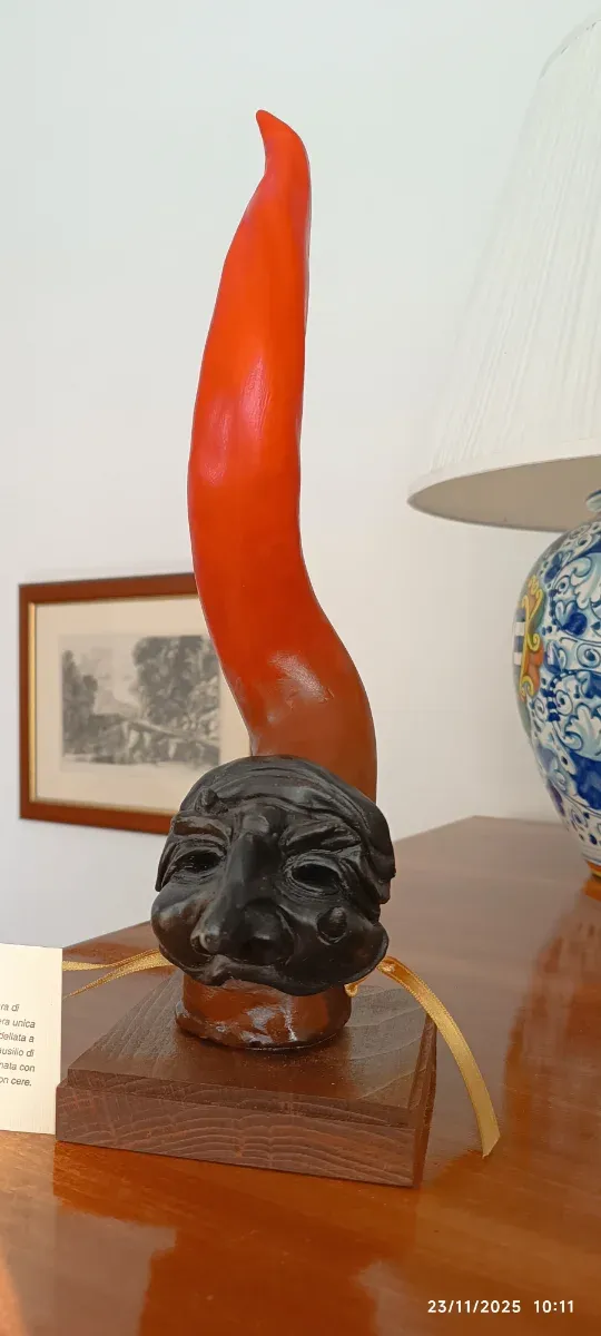 Corno Portafortuna con Maschera Pulcinella 37cm