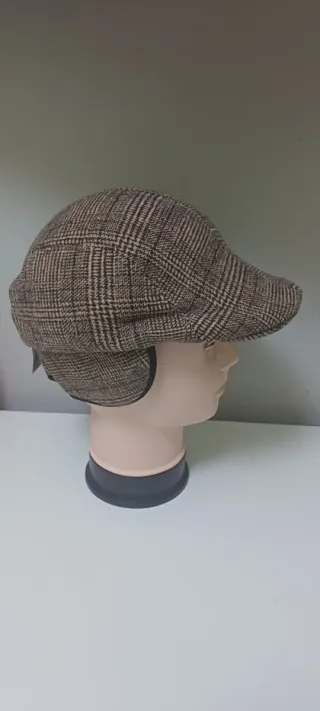 Boina Marrón a Cuadros con Orejeras