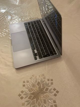 MacBook Pro 13 2020 Gris Espacial