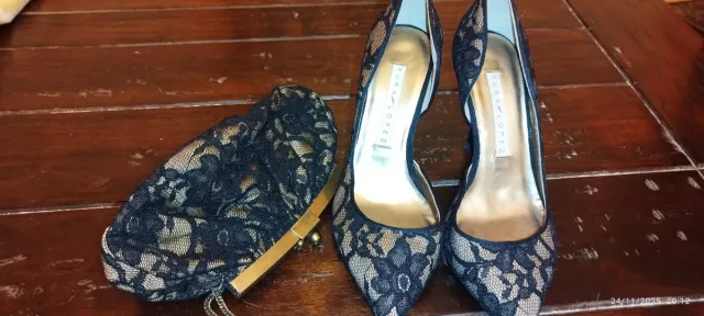 Zapatos de tacón Pura Lopez encaje negro y beige