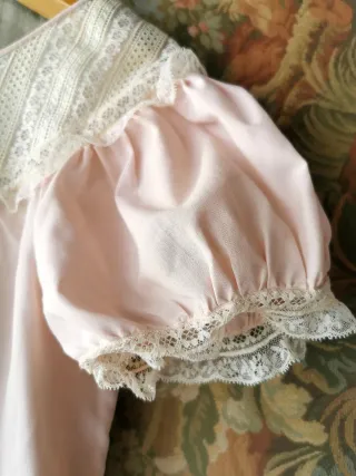 Camisón antiguo encaje valenciene  rosa