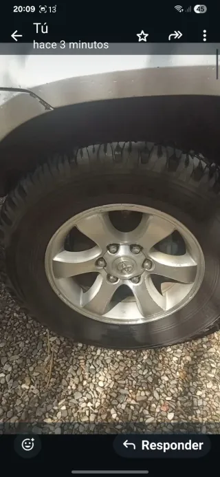Llantas de toyota land cruiser 2007