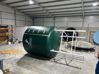 Depósito poliéster grande