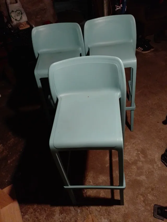 Taburetes altos color teal (Set de 3)