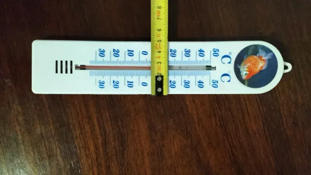 Antiguo termómetro de doble escala