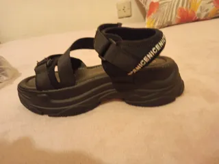 Sandalias plataforma negras talla 37