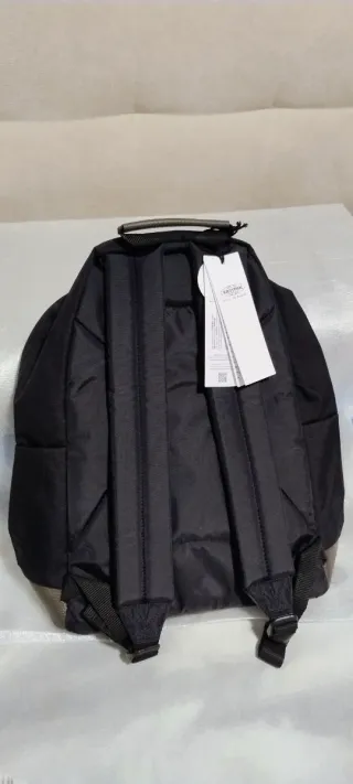 Mochila Eastpak Wyoming 24L Negra