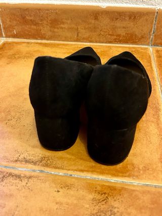 Zapatos de tacón negros