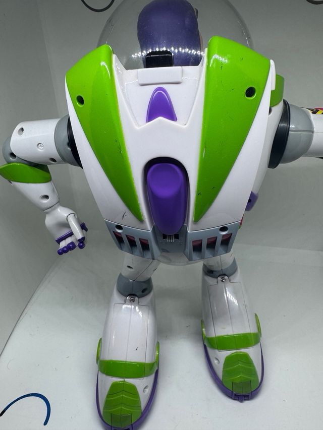 Robot interattivo Buzz Lightyear con telecomando 34 cm
