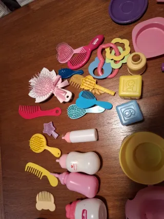 Set baño y comiditas para muñecos