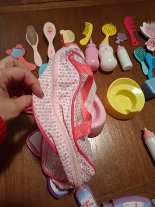 Set baño y comiditas para muñecos