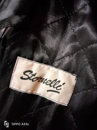 Chaquetón Stornelli Negro con Capucha