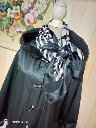 Chaquetón Stornelli Negro con Capucha