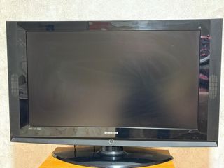 Televisión Samsung 42 Negra