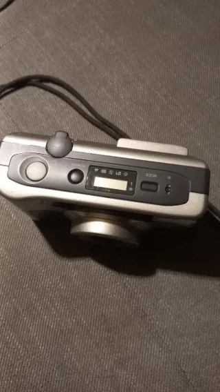 Cámara Konica Zoom Lens Vintage