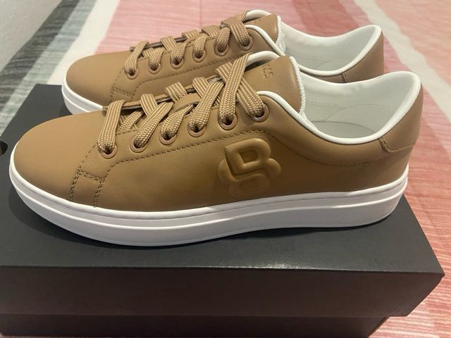 Zapatillas Hugo Boss Marrones y Blancas