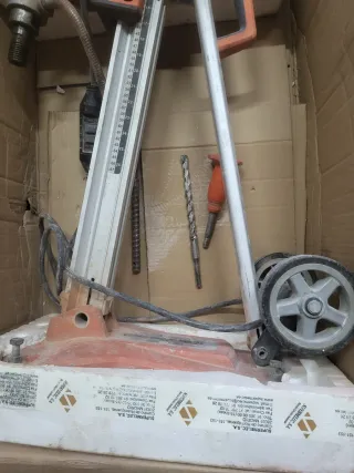 Taladro Husqvarna DMS 240