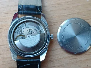 Reloj Caravelle by Bulova Automático