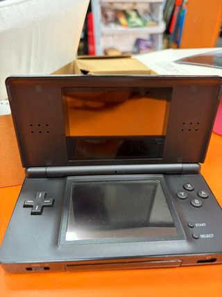 Nintendo DS Lite Negra con Caja y Accesorios