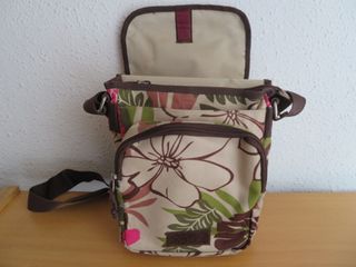 Bolso estampado J. Waltson con correa larga