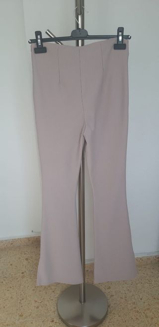 Pantalones largos de mujer. Nuevos sin estrenar y