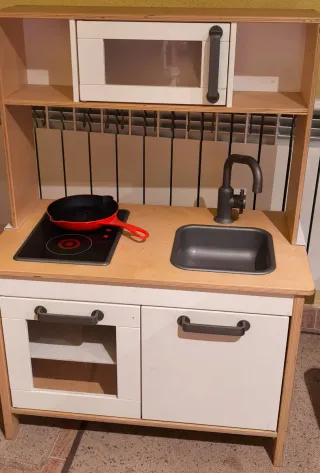 Cocinita de madera IKEA
