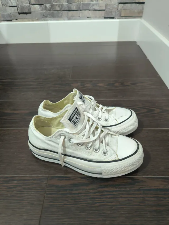 Zapatillas Converse blancas. Núm 36