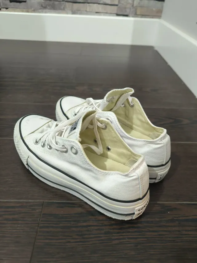Zapatillas Converse blancas. Núm 36