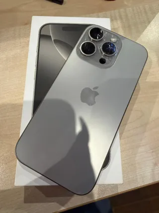 iPhone 16 Pro 256GB Argento