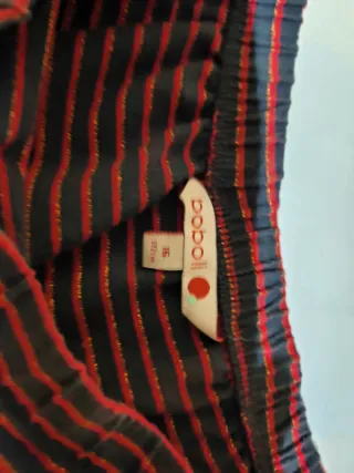 Falda niña rayas rojas y negras. Talla 16.