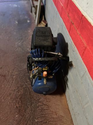 Compresor de aire Dexter Power 2,5  tres pistolas