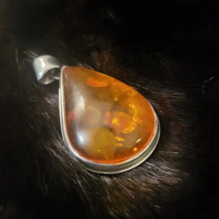 Colgante de ámbar autentico