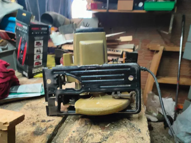 Sierra Circular Black & Decker