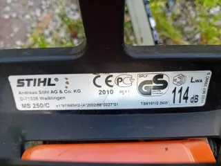 Motosierra Stihl MS 250 C