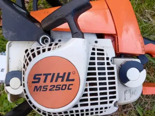 Motosierra Stihl MS 250 C